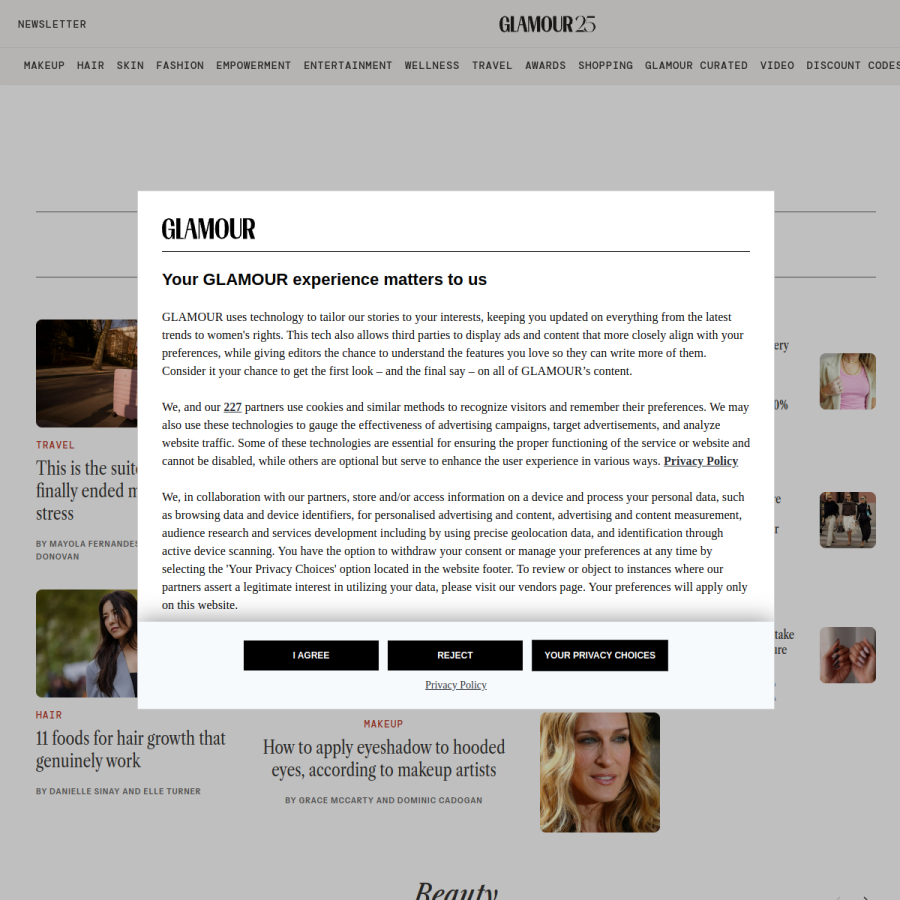glamourmagazine.co.uk homepage screenshot