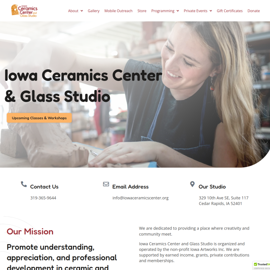 iowaceramicscenter.org homepage screenshot