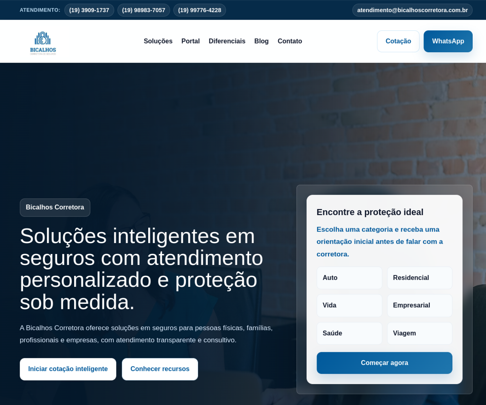 Hero do site Bicalhos Corretora com headline de soluções inteligentes em seguros
