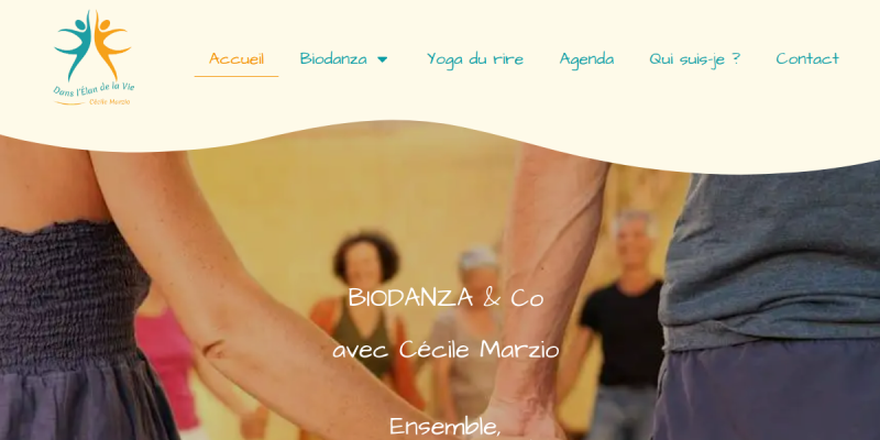 Couverture du projet Dans le Land de la Vie — Site vitrine de cours de biodanza en Vaucluse